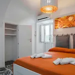 Fedeli House * Ното